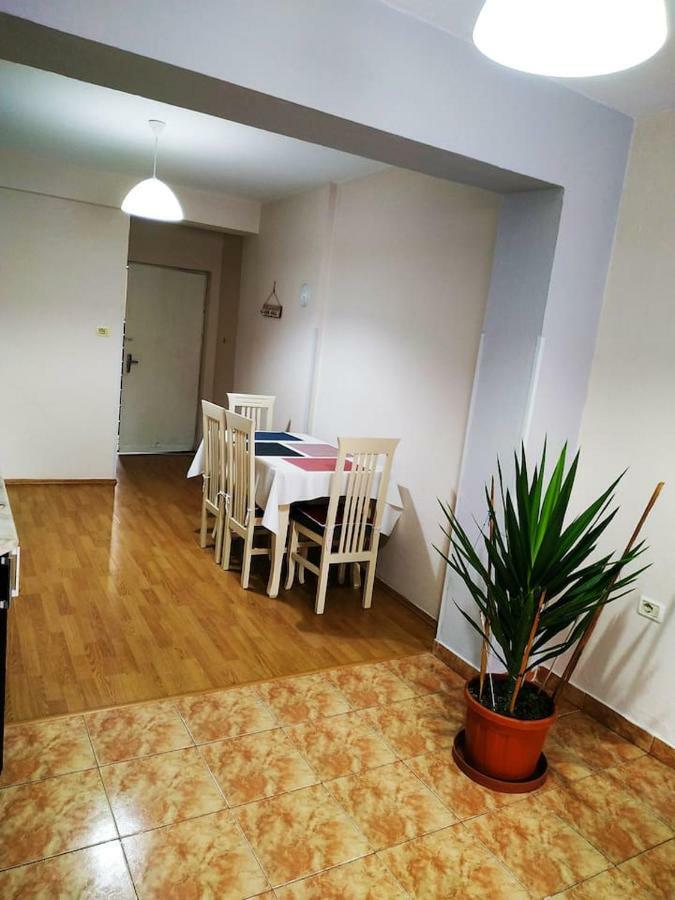 Lovely Apt At The Heart Of The City&Near The Lake Pogradec Exterior foto